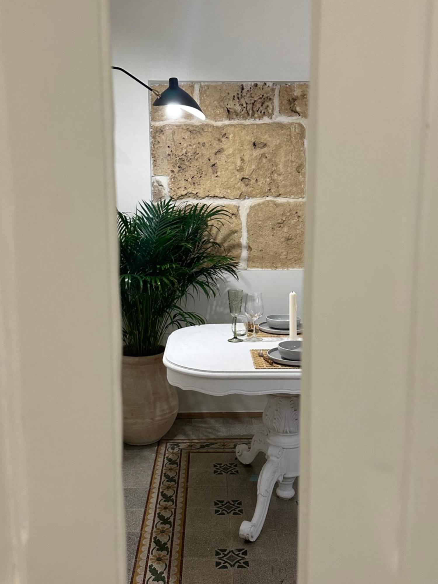 F Home Noto Exterior foto